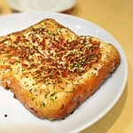 うろこ屋 - 海老パントースト☆
      
      旨し♡サックリトーストが堪らん♫٩(๑>؂<๑)۶