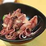 うろこ屋 - ほたるいか酢味噌☆
      
      旬をいただきます♡山さんとこ最高♡٩(๑>؂<๑)۶