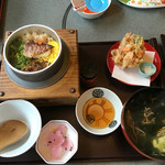 かごの屋 - 鯛と筍の五目釜飯と小さな麺セット
