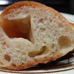 ブーランジェリー miki - 塩バターロール(断面)