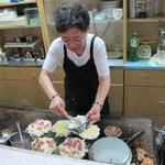 Yoshida Okonomiyaki - 連日の　満員御礼