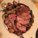 Aux delices de dodine - イモ豚のロティ