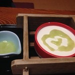 自家製の豆腐とずんだのタレ