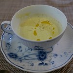 Higuchitei - グリーンピースのスープ