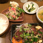 Youfuuizakayachiisanachiyuubou - 牛ステーキ定食