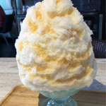 ブン ブン ブラウ カフェ ウィズ ビーハイヴ - 塩キャラメル 700円