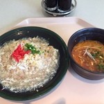 Resutoran Kafe Chikyuu Kousaten - 日替わりランチ（カニあんかけ炒飯とミニ坦々麺）＠650円