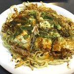 Okonomiyaki Happou - そば肉玉650円