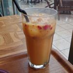 ネイバーフッド アンド コーヒー - シェイクン オレンジ ラズベリー ICED