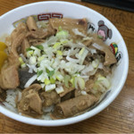 定食ラーメン やおや - まんぷくセット もつ煮込み 650円