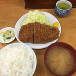 とんかつ山家 御徒町店 - ロースカツ定食大¥950