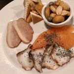 前菜盛り合わせ