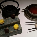 マキノ - ミニャルディーズ