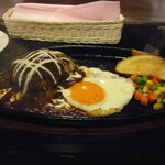 Ishigaki Gyuu Teppanyaki Ando Ba Gettouan - 石垣牛ハンバーグステーキ