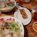 博多 一風堂 - 2016.4.29　ハーフギョウザ