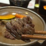 望湖楼 - 岩塩に付けて・・・おわっ！めっちゃ美味っ(^^♪