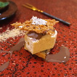 トゥ・ラ・ジョア - 落花生のセミフレッド