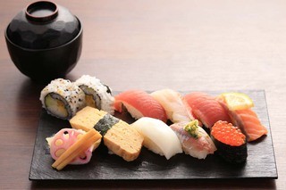 Loites レストラン 飲食店の検索 海鮮処寿し常溝の口店