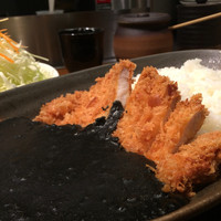 加藤牛肉店シブツウ - 黒かつカレー