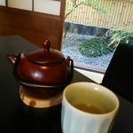 おづKyoto -maison du sake- - 可愛い急須とほうじ茶