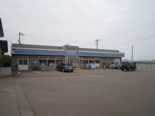 LAWSON 大仙角間川町店（ローソン） - 飯詰（コンビニ・スーパー）の写真