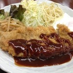まんがだらけ - とんかつ定食　2回目（通常770円→ランパスvol.5提示で500円）
●とんかつ・ご飯・みそ汁