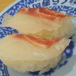 無添くら寿司 - 鯛<税込>108円(2016.04.29)