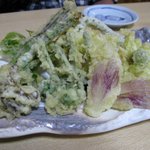 太鼓判亭 - 山菜の天ぷら