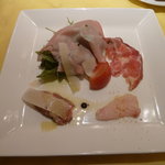 リストランテ ラ チャウ - 生ハムやカルパッチョなどの前菜です（2010.09）