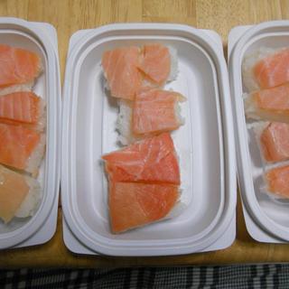 小林鱒寿し店_1