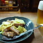 Sakesakana Yuuan - スパムとキャベツの卵炒め＆ビール　