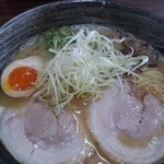 交野きんせい - Wスープ豚骨ラーメン