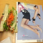 Pai's Deli - 雑誌と比較