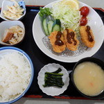 和田宿温泉ふれあいの湯 - 料理写真:カキフライ定食850円