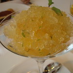 ル・ジュー・ドゥ・ラシエット  - 桃のコンポートとモヒートのジュレ