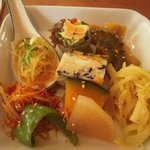 畠瀬本店食品部 - 鶏と大豆のハンバーグおろしぽんずセット　季節の副菜