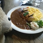 くまげら - オムホエーカレー