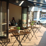 POLU CAFE - 