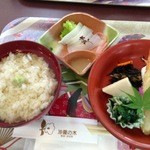 沙羅の木 - うずめ飯（1080円）