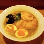 Bar 海人 - 豚骨ラーメン！リニュアル