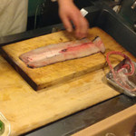 うを徳 - 鍋の鰻は徳島(養殖)