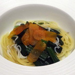 プリモ1：細麺フェデリーニしらすとからすみ