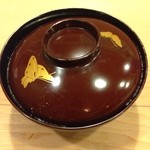 うを徳 - 本日の椀は蝶の柄塗り物