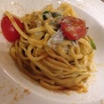 生シラスのカラスミソースの自家製キタッラ