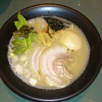 らぁ麺 胡心房 - ピリ辛らーめん玉入り