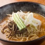 炭火焼肉 ジパング - チゲ麺
