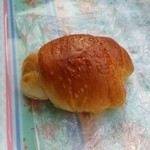 石窯パン工房クリーブラッツ - 塩パン(100円 外税) ※運良く焼きたてに遭遇し、つい、４個も買ってしもうたとです。