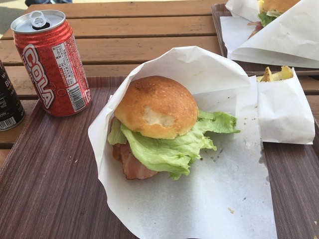 元祖かみふらのバーガー>