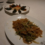 Ya Ge - ピータンとクラゲ