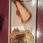 りょうりや 御旅屋 - 蛍烏賊の天婦羅　本田鰈の山椒焼